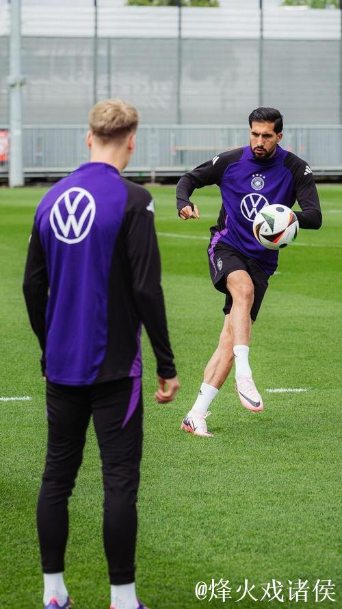 德甲部分球队恢复“分小组训练” 德甲部分球队恢复“分小组训练”